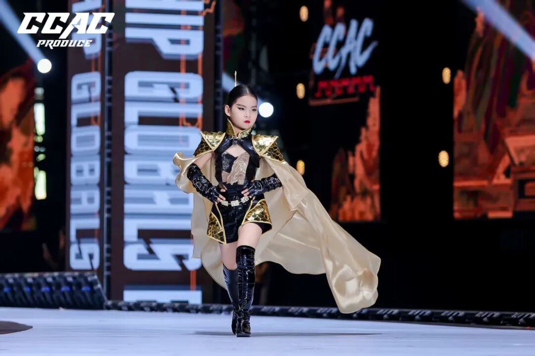 李郑欣桐2.jpg